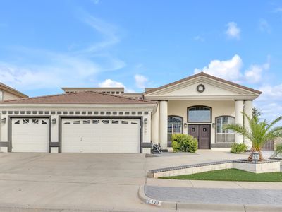 400 Emerald Shore Ln, Socorro, TX, 79928