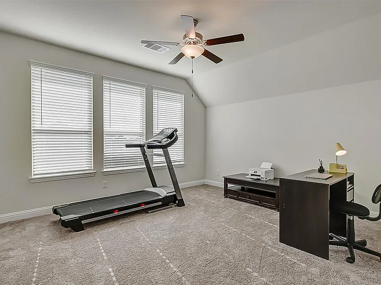 2318 Madera Landing Ln — Photo 14