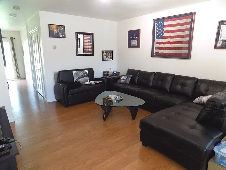 324 Butch Cassidy Dr — Photo 2