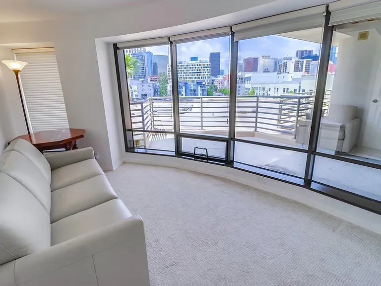 100 Harbor Dr #504 — Photo 44