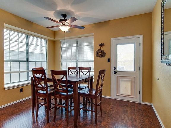 5th image of 8105 Eagle Dr