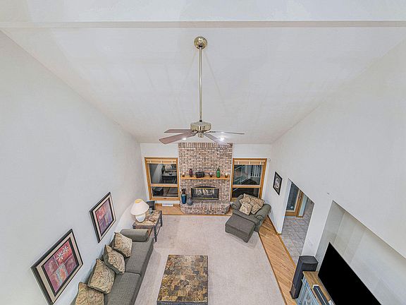 5th image of 225 Lynwood Dr