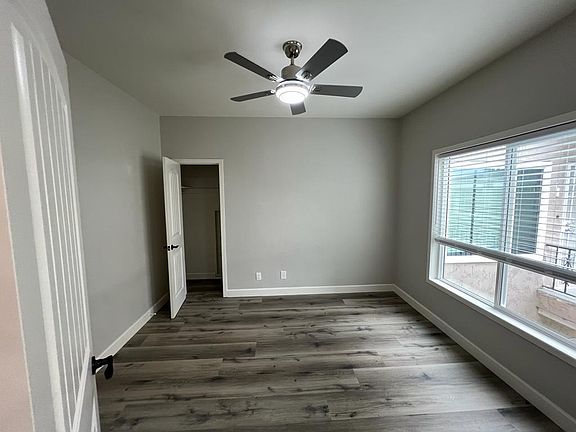 3rd image of 3625 Park Blvd #H