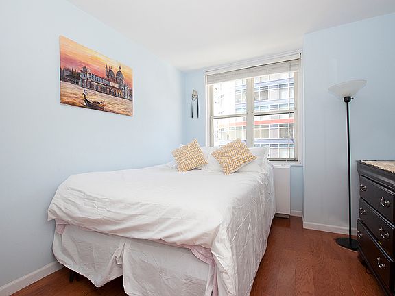 3rd image of 245 E 54th St APT 12P