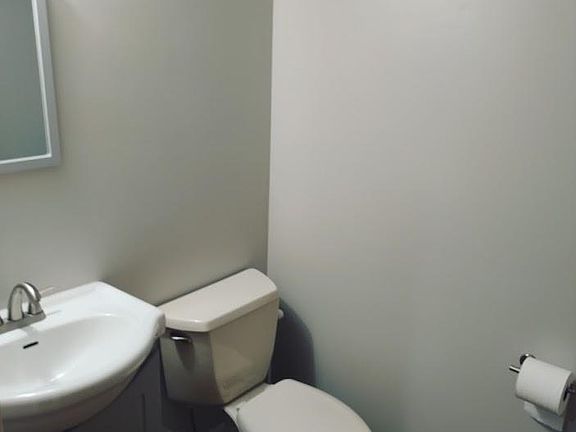 1st floor bathroom