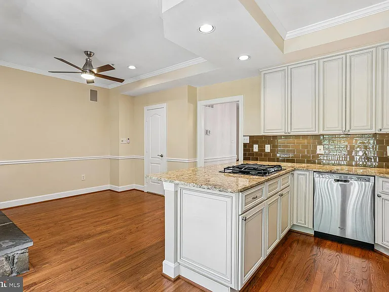417 Winding Rose Dr — Photo 13