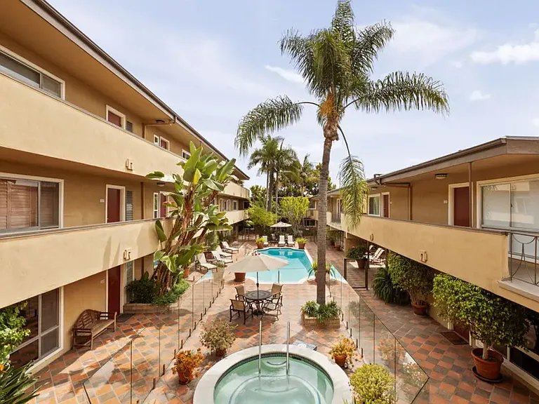 970 Palm Ave #207 — Photo 17
