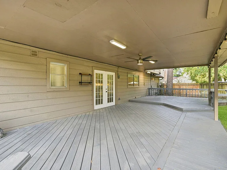 6307 Jadecrest Dr — Photo 43