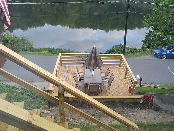3rd image of 252 Lake Floyd Cir