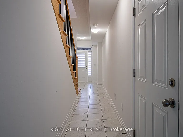 14 Waterside Way — Photo 4