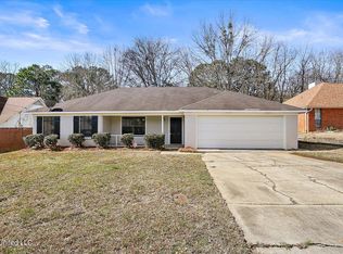 5021 Raintree Dr, Byram, MS 39272