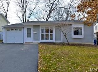 233 Lindy Blvd, Ballwin, MO 63021