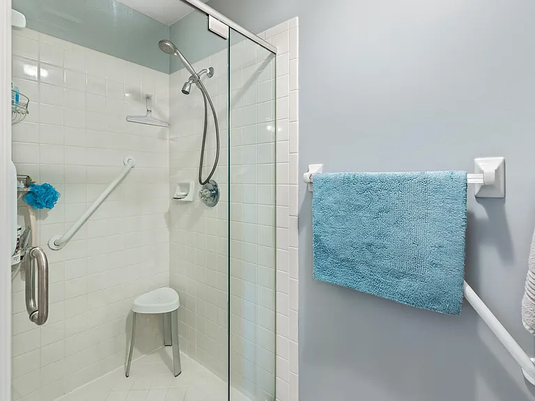 9200 Highland Woods Blvd #1201 — Photo 11