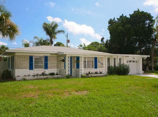 1435 Lemon Bay Dr, Venice, FL 34293