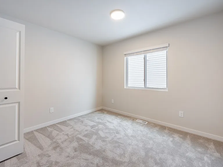 2274 Anchor Ave. — Photo 9
