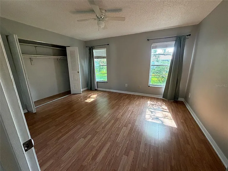 10626 Watertown Ct — Photo 10