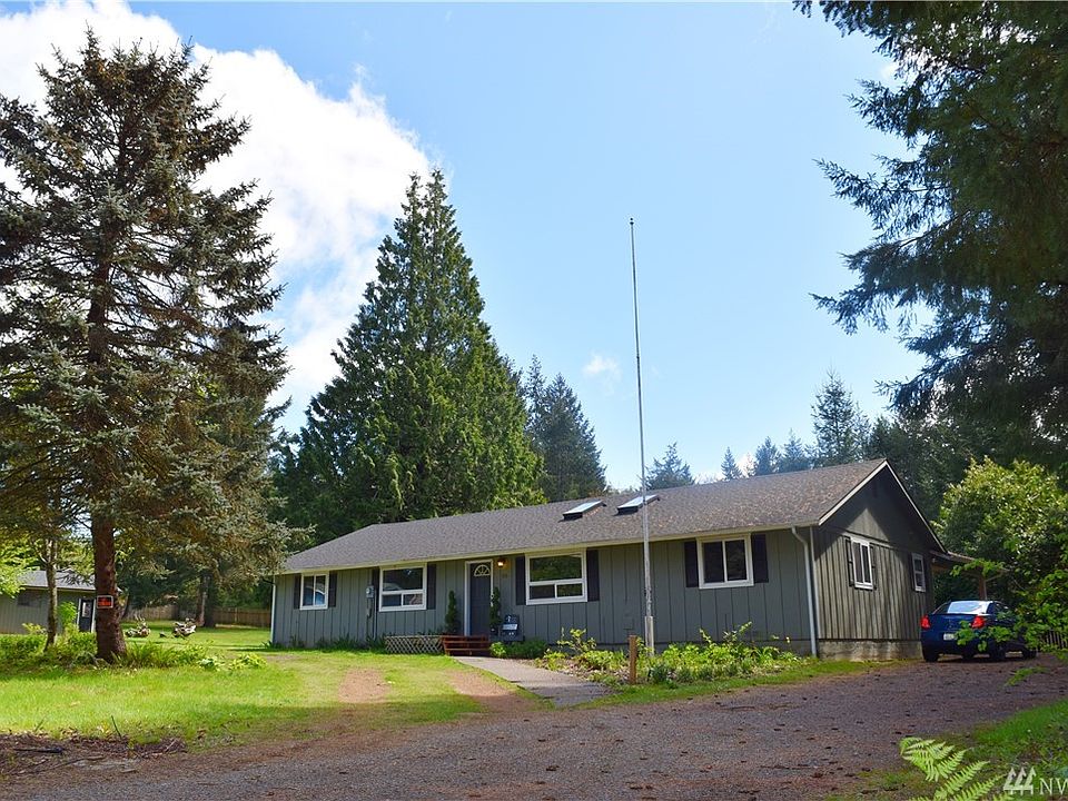 1st image of 330 SE Evergreen Dr