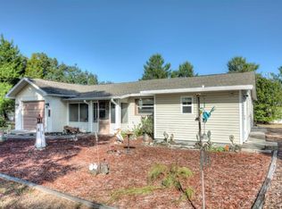 11331 Lakeview Dr, Leesburg, FL 34788