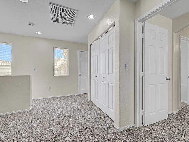 3952 Badgerbrook St — Photo 32