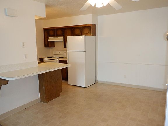2nd image of 730 K St APT 7