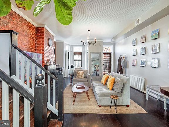 4th image of 306 M St NW