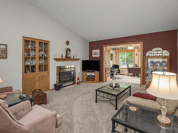 3rd image of 3780 Shannon Dr