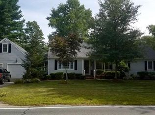 192 Perry Hill Rd, Acushnet, MA 02743