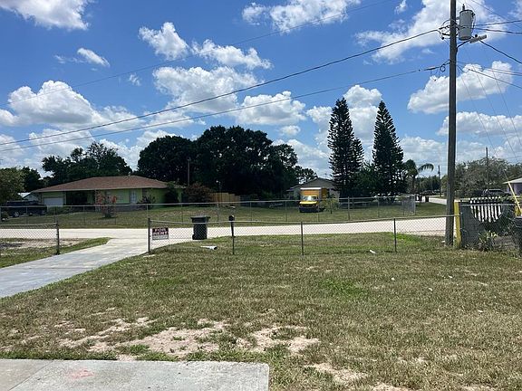 4th image of 104 Madera Dr