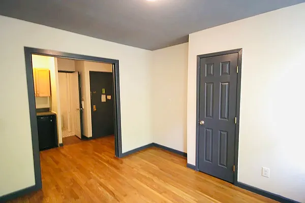 Rented by Highline Residential | media 8