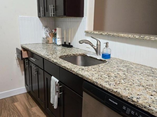 1225-1255 Stuyvesant Ave