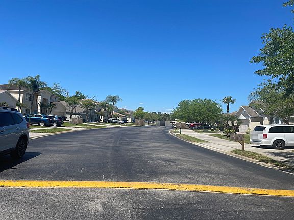 5th image of 4620 Cumbrian Lakes Dr
