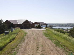 540 Daybreak Rdg, Chamberlain, SD 57325