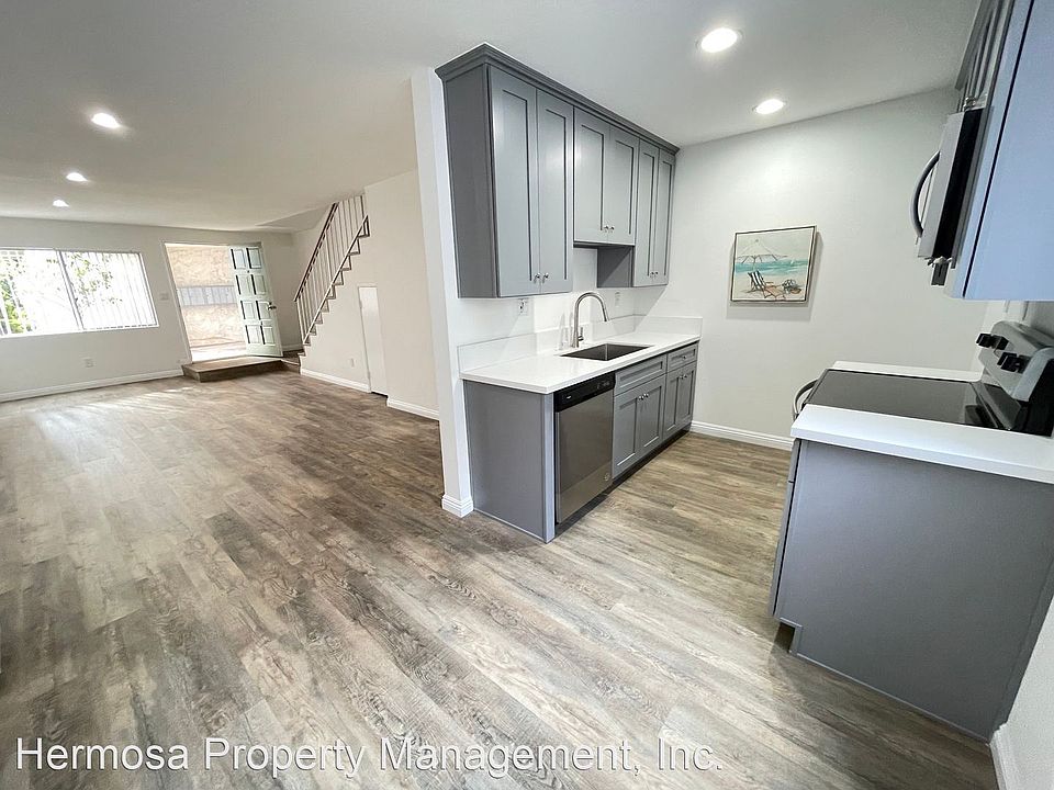 1st image of 1900 Dufour Ave #14