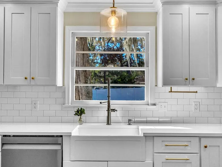 317 Kensington Dr — Photo 10