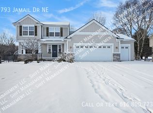 5793 Jamail Dr NE, Belmont, MI 49306