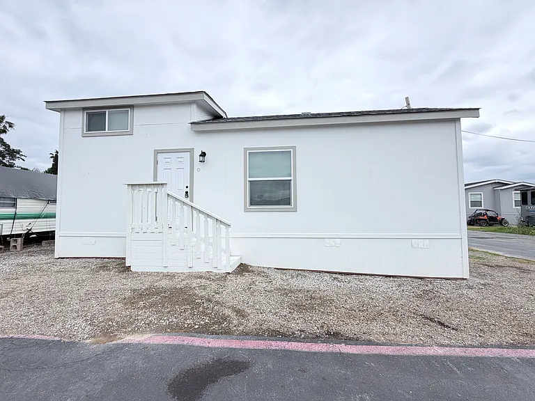 4610 Gateway Rd #30 — Photo 1