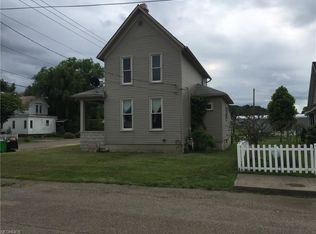 404 Cross St, Uhrichsville, OH