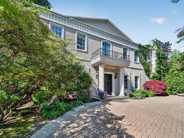21 Fifeshire Rd, Toronto, ON M2L 2G4