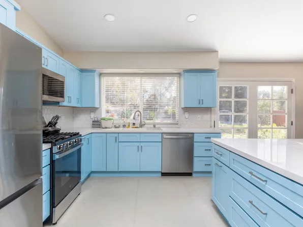 9987 Mesa Madera Dr, San Diego, CA 92131