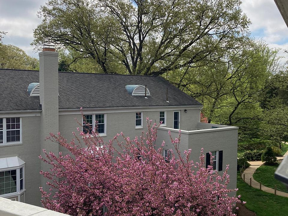 1st image of 818 S Arlington Mill Dr APT 301
