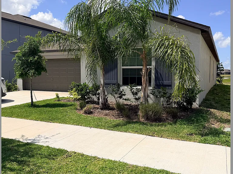 12747 Weston Oaks Ln — Photo 1