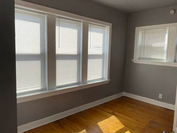 8815 S Dante Ave Unit 2, Chicago, IL 60619
