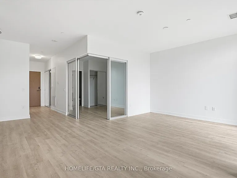 30 Inn On The Park Dr #206 — Photo 11
