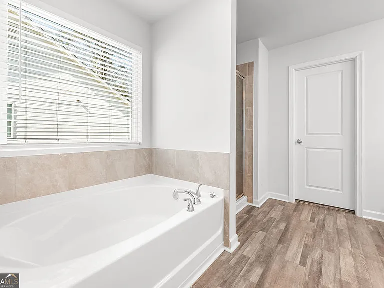 100 Petunia Ct — Photo 21