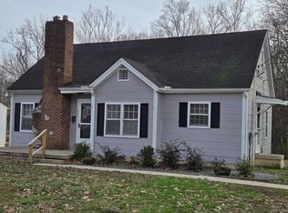 805 Alexander St, Paris, TN 38242