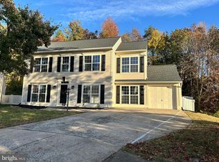 17261 American Elm Ct, Dumfries, VA 22026