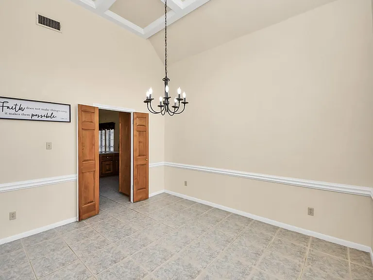 10503 Great Plains Ln — Photo 6
