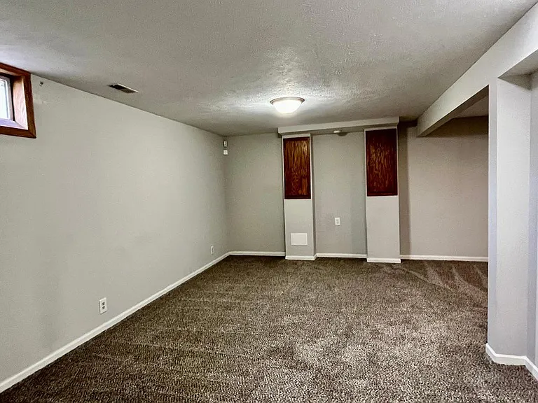 6313 Hamilton St — Photo 38