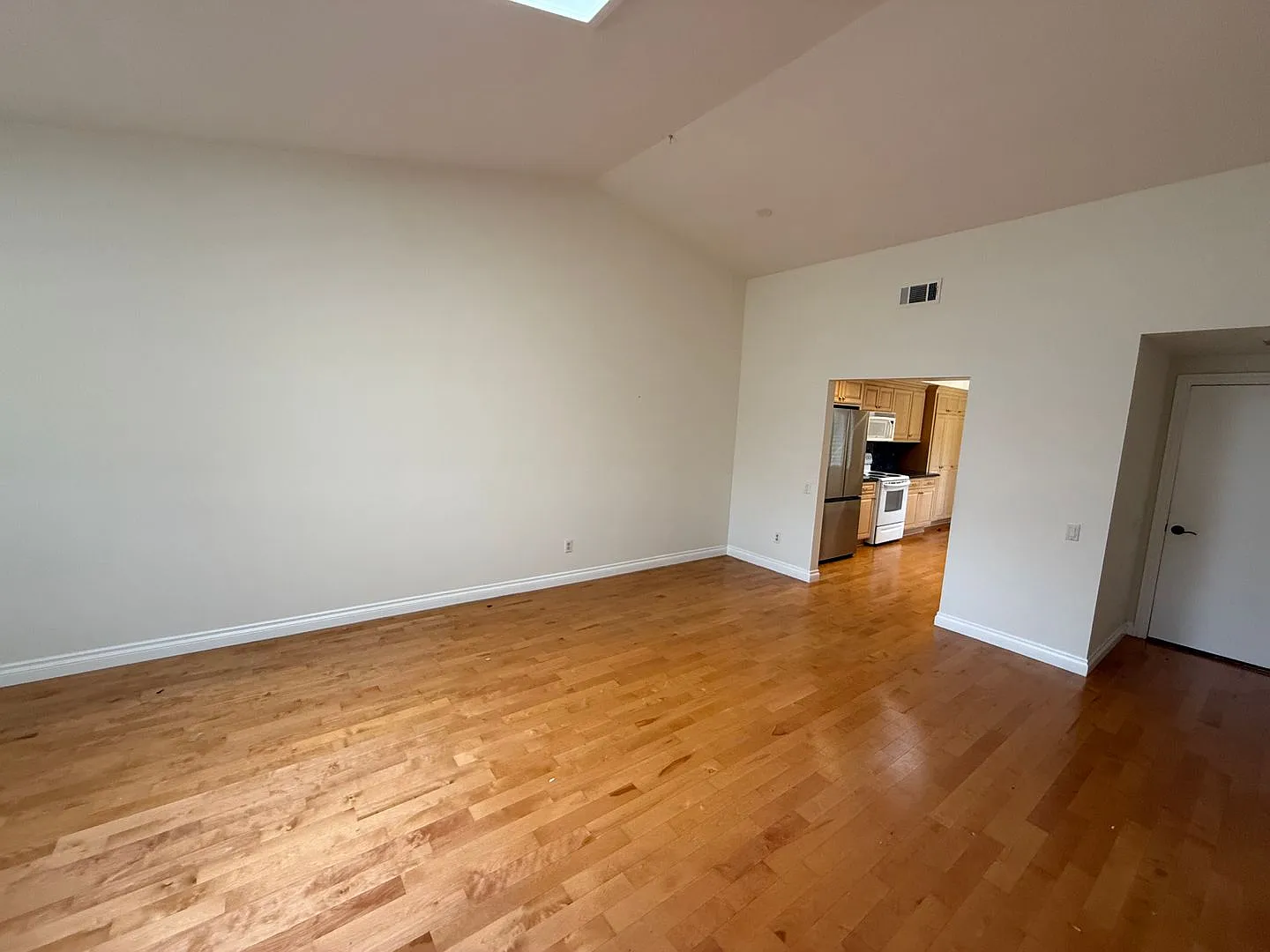 2 Car Garage Capri in Leisure Village Senior Community — Photo 4