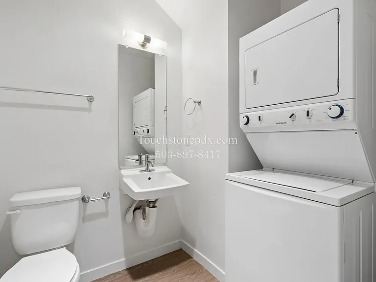 424 NE Jessup St #4 — Photo 19